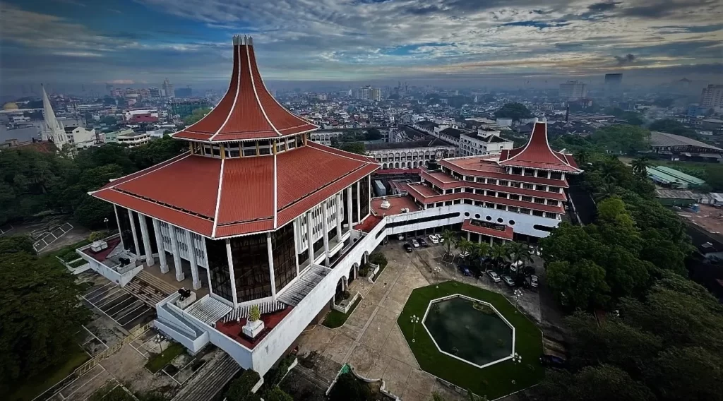 The Supreme Court of Sri Lanka pic by Madahawa Tennakoon